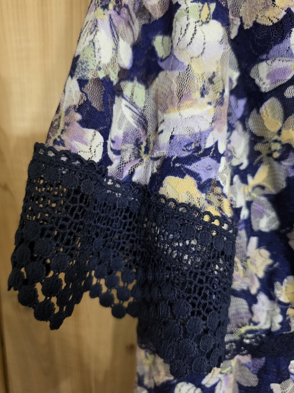 ✨ Exquisite Rabbit Rabbit Designs Floral Lace Dress - Picture 7 of 10